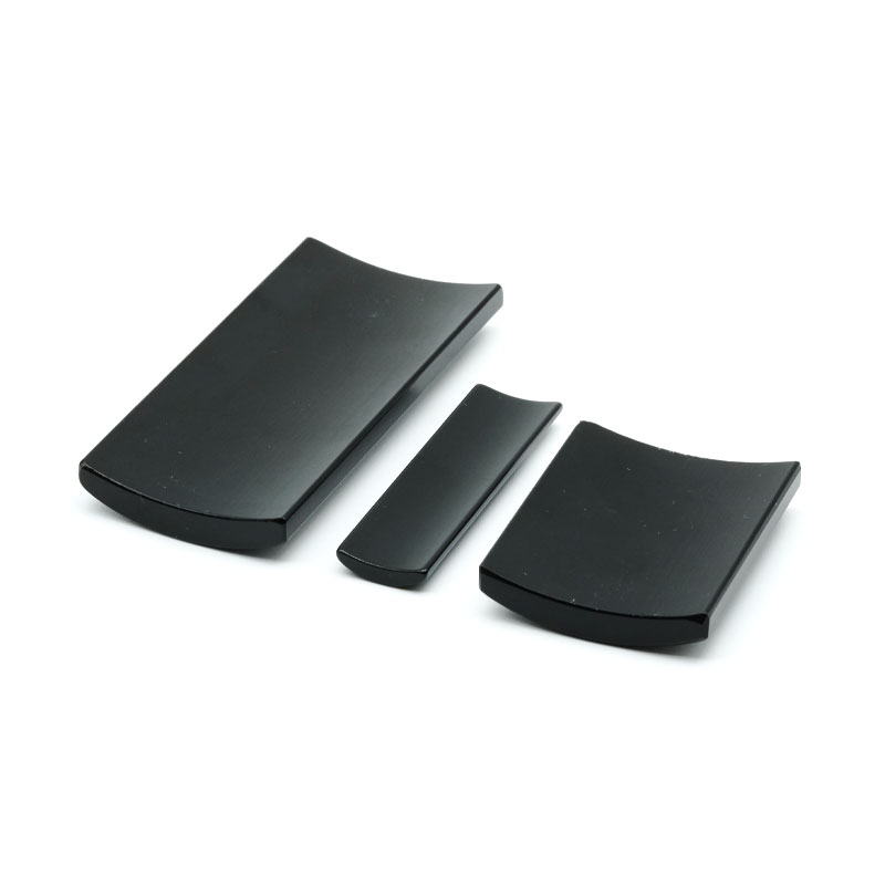 Arc/ Tigla/ Magnet permanent cu segment